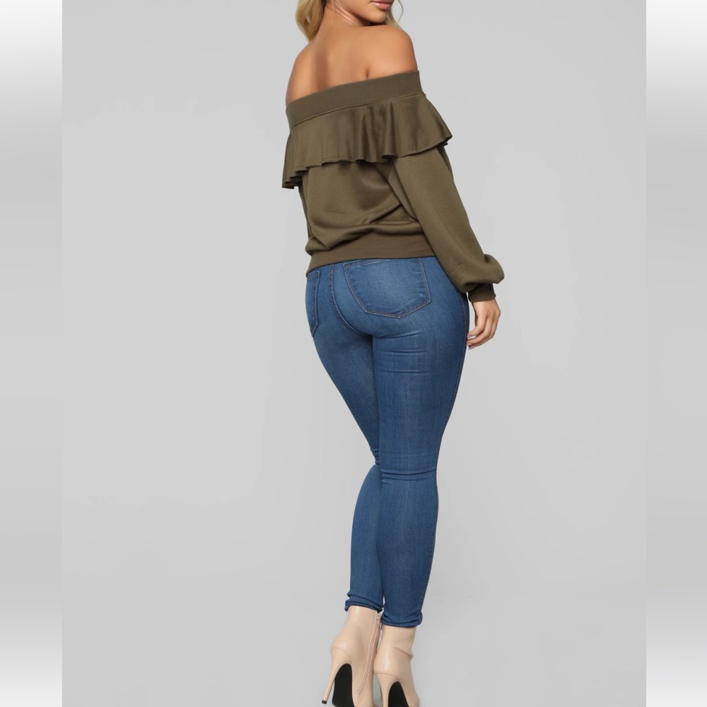 Fashion Nova Ready For‎ The Weekend Olive Sweatshirt. Size Large. NWT. - Picture 4 of 12
